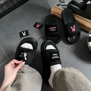 DÉP RABBIT TOWN KÈM THẺ LOGO DÁN NHIỀU KIỂU, QUAI ÊM CHÂN - HỖ TRỢ ĐỔI SIZE Michi