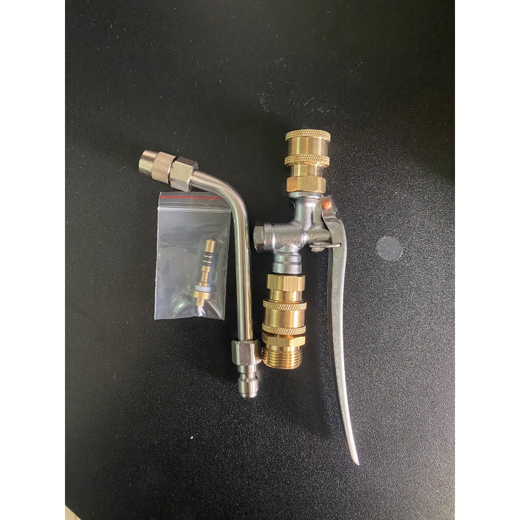 bộ béc xịt gồm tay bóp và van khóa kèm phụ kiện