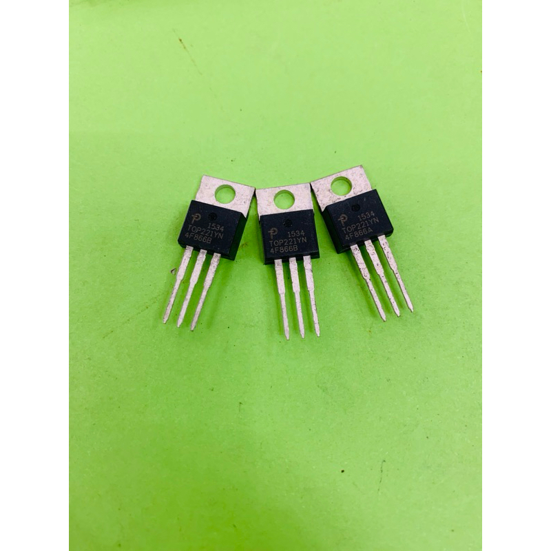 Set 2 con IC TOP 221(3 chân) zin
