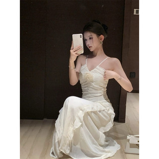 Váy trắng dự tiệc vintage