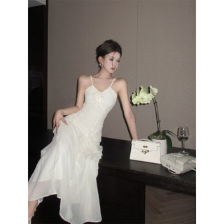 Váy trắng dự tiệc vintage