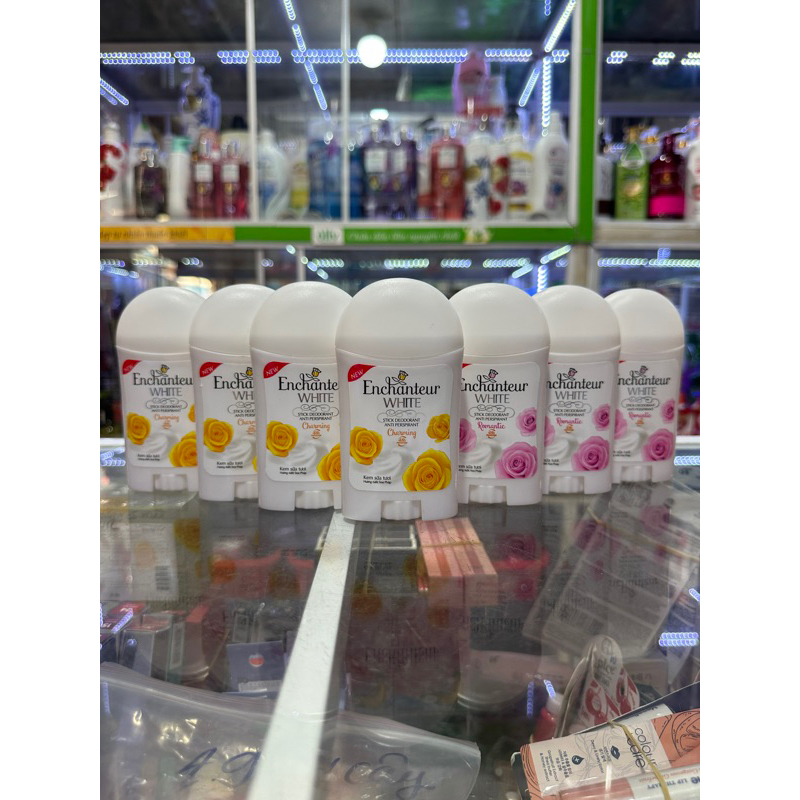 SÁP LĂN NÁCH ENCHANTEUR