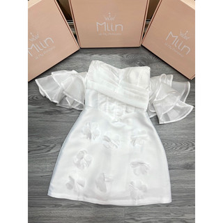 Váy body cúp tay loe nơ ngực
