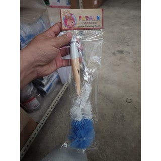 Cây rửa ly, rửa bình sữa đầu bằng lông cước nhiều màu.