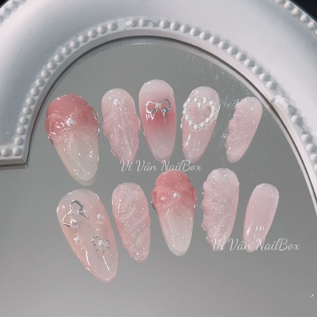 Nail box y2k nơ bạc , nail box cá tính