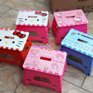 Ghế nhựa xếp Hello Kitty - Doraemon Doremon