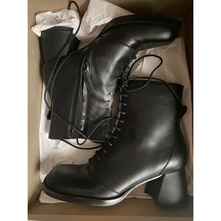 Boots cao cổ da PU màu đen