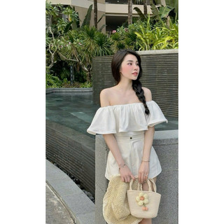 Set linen áo trễ vai bèo cúp nhúng thun sau + quần short có túi
