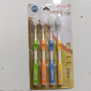 vỉ 4 bàn chải đánh răng Gold Plus
