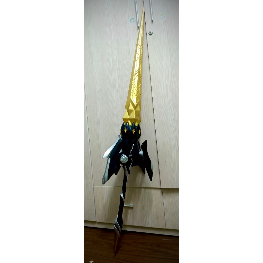 Đạo cụ cosplay Hỏa thương của Nhà Khai Phá - Bảo Hộ trong Honkai star rail HSR