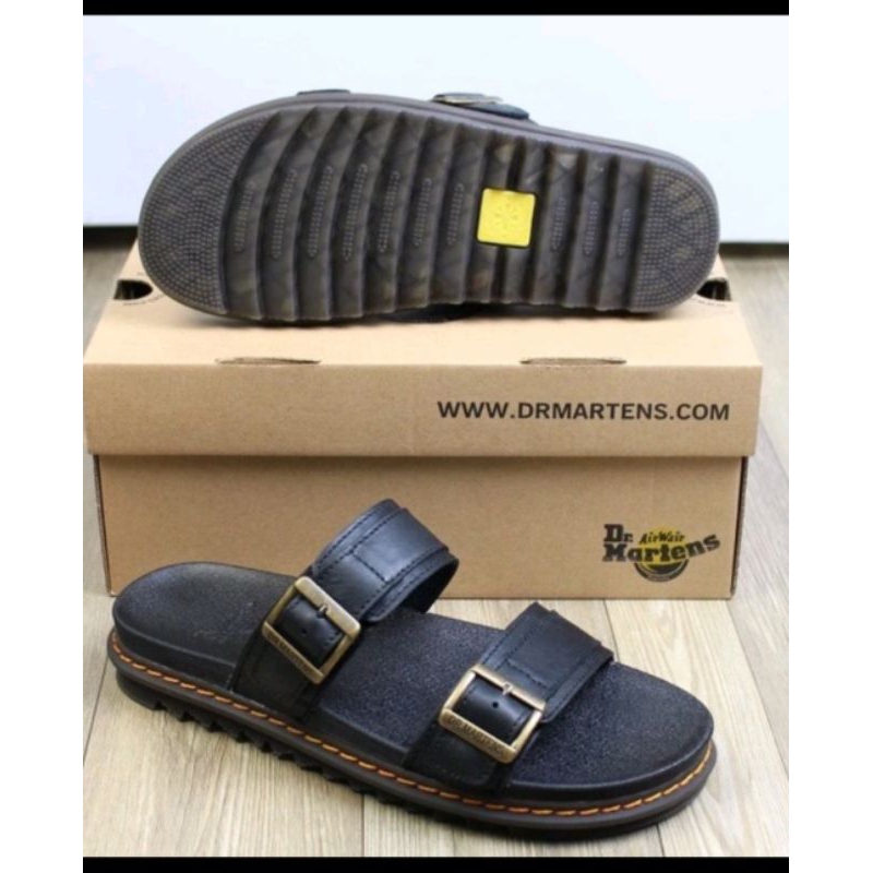 dép hai quai ngan Dr martens đế cao 5cm