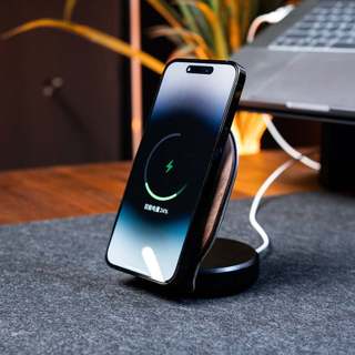 Dock sạc không dây gỗ óc chó | Muigo Dock 1