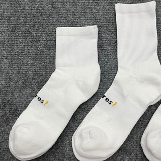 Tất Đá Bóng Vớ Thể Thao Feetures Loại Cổ Lững và Cổ Cao Màu Trắng Màu Đen cotton Dày Dặn Thấm Hút Mồ Hôi Unisex