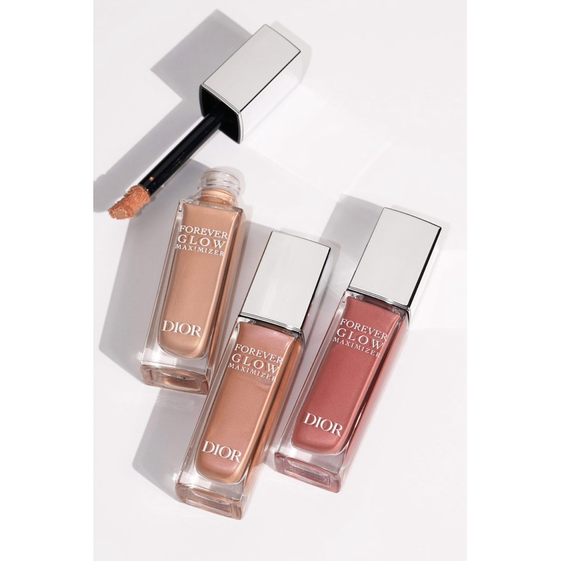 [SALE 30%] Highlight Dior Forever Glow Maximizer Longwear $45