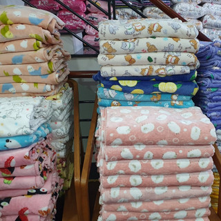 XÃ..Mền Lông Thái Giá rẻ thu hồi vốn để nhập mẫu khác cả nhà ơi