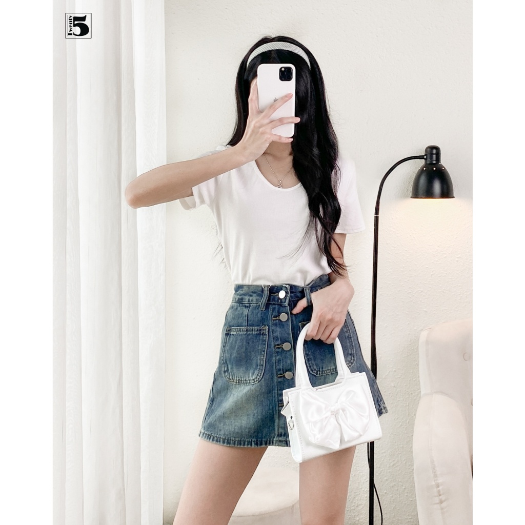 Áo thun nữ Twentyfive ngắn tay dáng ngắn, cổ tim, basic 5860