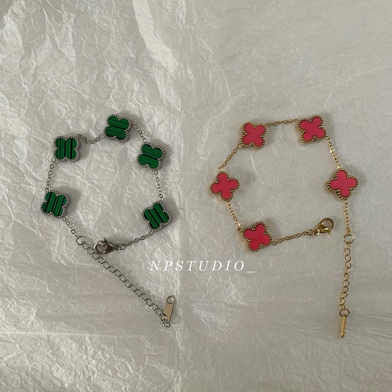 LẮC TAY CỎ 4 LÁ MÀU XANH & HỒNG