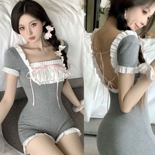 M955 - Bodysuit nữ hở lưng cổ vuông thắt nơ phối viền bèo trắng