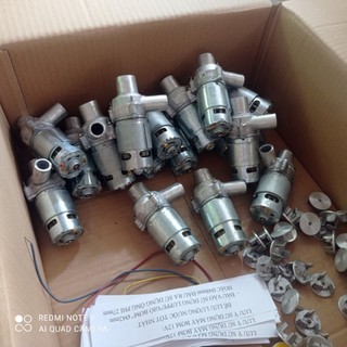 máy bơm nước 12 v