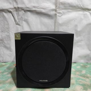 Loa sub hơi microlab