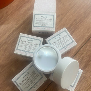 [Thanh lý] Mặt nạ Fresh Rose Face mask chiết xuất hoa hồng sáng mịn, căng mọng