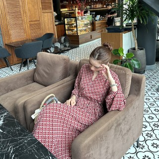 D113 ĐẦM MAXI DÀI CÓ TAY CỔ TRỤ CHẤT LỤA FREESIZE