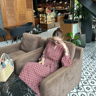 D113 ĐẦM MAXI DÀI CÓ TAY CỔ TRỤ CHẤT LỤA FREESIZE
