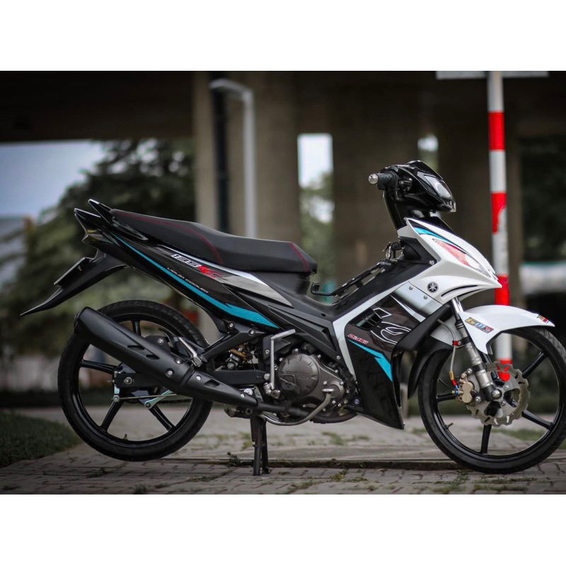 Tem chế xe Exciter 135 2010 Lc trắng đen Spark- Tem decal 3 lớp