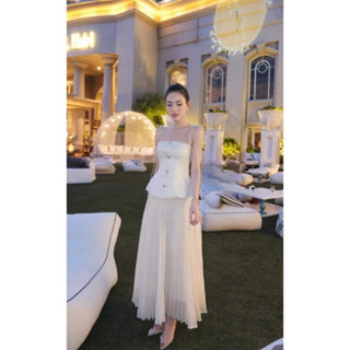 Sét 2 chi tiết áo gấm cúp ngực cùng chân váy xòe dập ly tiểu thư sang trọng