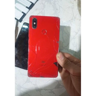 Cụm xác Mi 8 SE Bản sống full hư màn hình