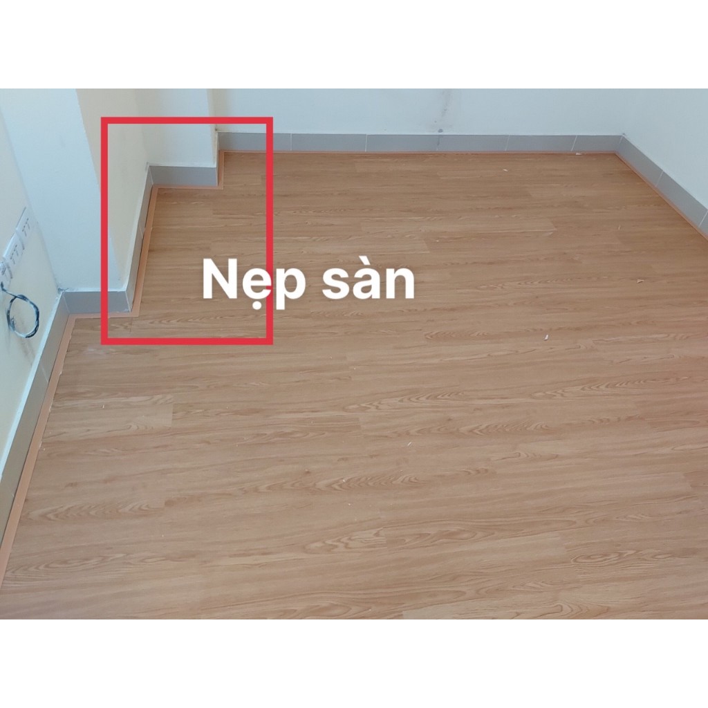 1 mét vuông sàn nhựa hèm khóa SPC độ dày 5mm, có sẵn đế cao su, kích thước 910mm x 150mm