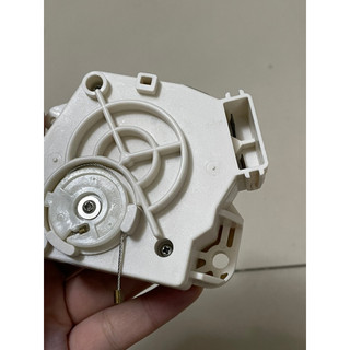 van xả máy giặt Sharp trắng