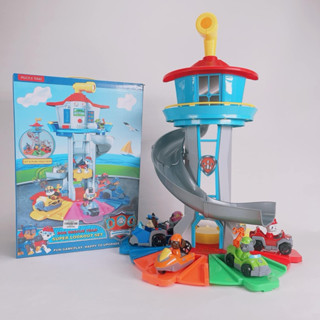 Trạm cứu hộ Adventure Bay rescue của những chú chó cứu hộ metal của Paw patrol