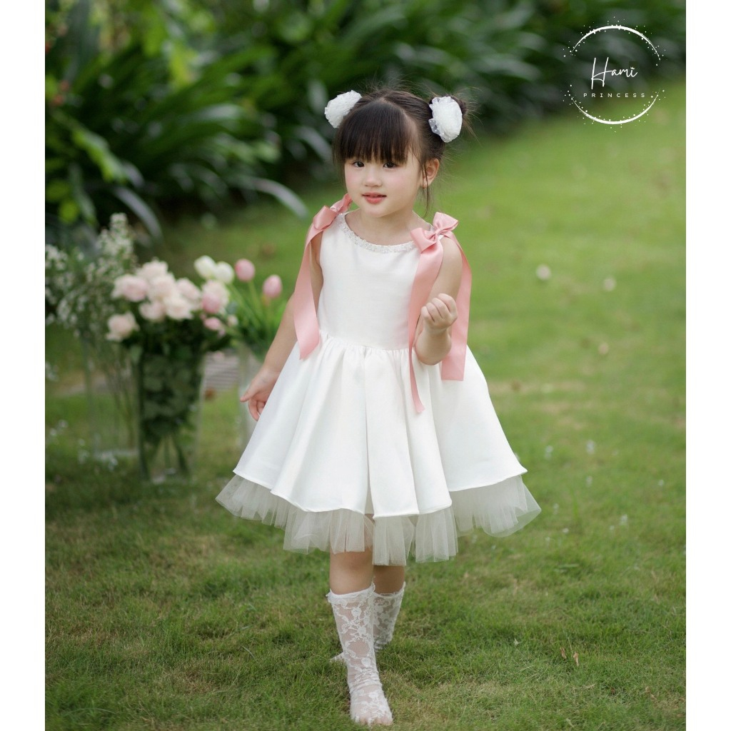 𝐎𝐫𝐢 𝐃𝐫𝐞𝐬𝐬 - Váy Hm81 đính nơ 2 vai ( ảnh chính chủ)