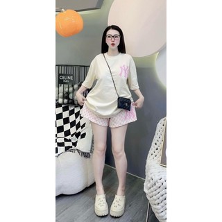 Set đồ nữ áo thun oversize kẻ sọc in logo ngực phối quần đùi MEDOLIN Bộ áo phông họa tiết mix quần chun 1174 VML