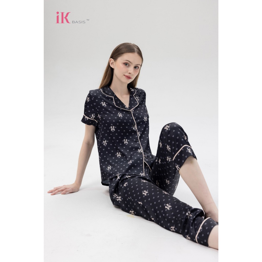 Set pijama mặc nhà IK cao cấp  chất lụa luxury mềm mịn thoáng mát, họa tiết tim nơ xinh kiểu dáng áo