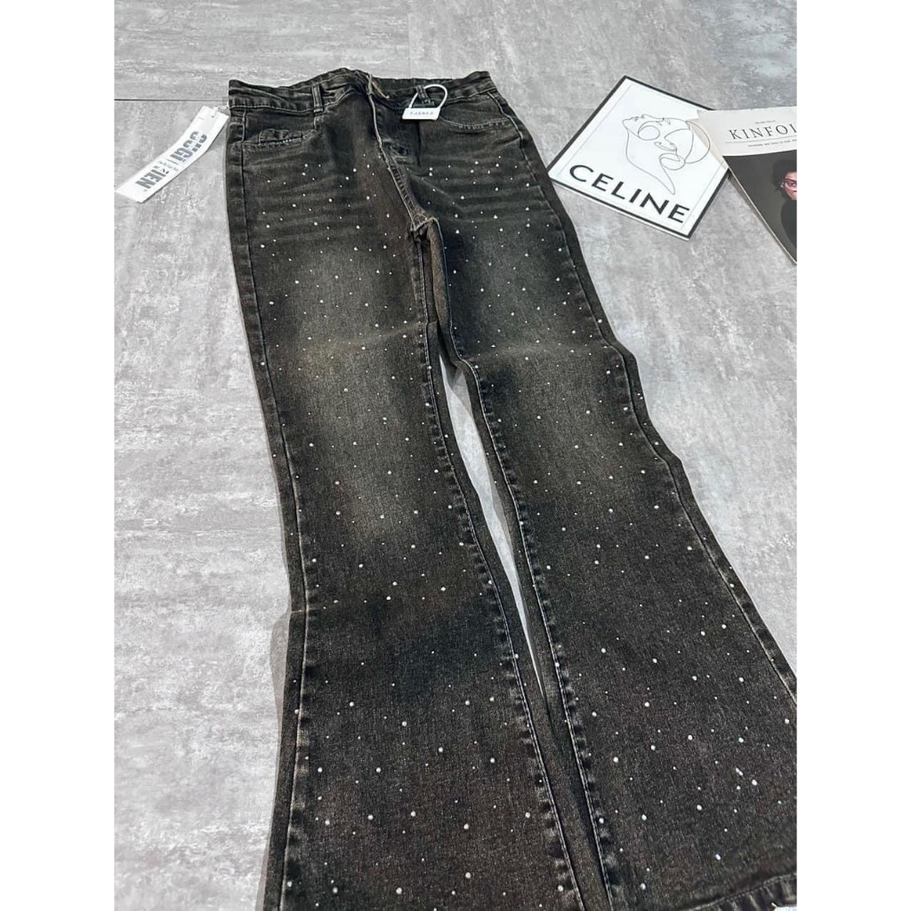 g Quần Jeans Nữ Ống Loe Đính Full Đá Sang Chảnh CỰC HOT. Quần Bò Đính Đá Bling Form Ôm Ống Loe cho nàng khoe dáng d | BigBuy360 - bigbuy360.vn