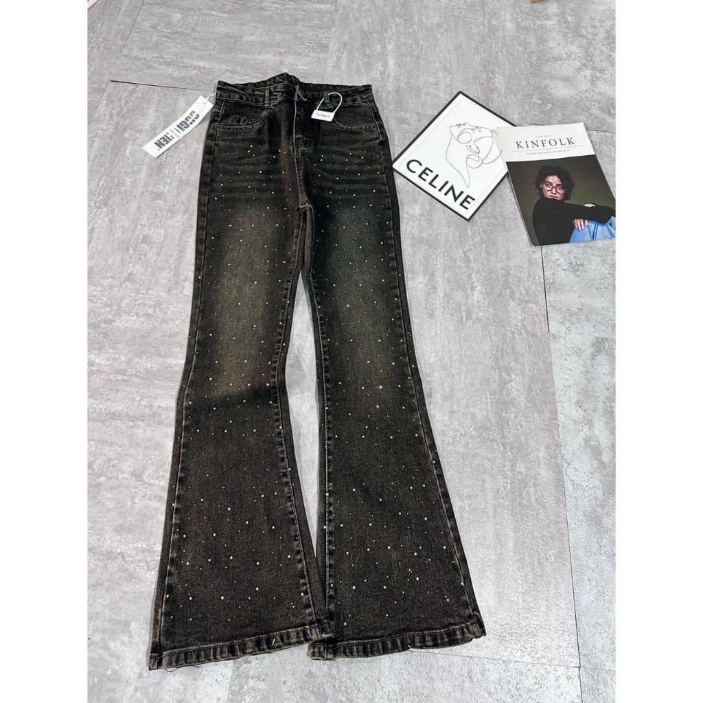 g Quần Jeans Nữ Ống Loe Đính Full Đá Sang Chảnh CỰC HOT. Quần Bò Đính Đá Bling Form Ôm Ống Loe cho nàng khoe dáng d | BigBuy360 - bigbuy360.vn