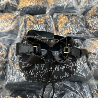 Túi xách Eo Bi đen phối chữ Mini bag