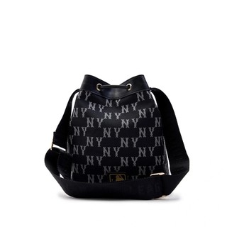 Túi xách Eo Bi đen phối chữ Mini bag