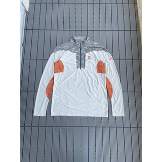 Áo thun dài tay Black Yak màu trắng size M