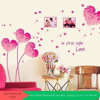 Decal dán tường cây trái tim hồng
