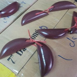 quẻ gỗ xin keo nâu