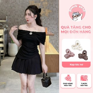 Áo trễ vai đính đá xẻ tà điệu đà