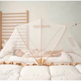 Màn chụp gấp gọn đáng yêu cho bé