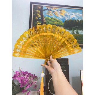 Quạt sừng Hầu Đồng