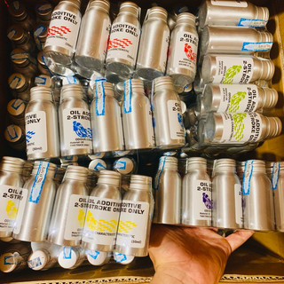   PHỤ GIA XE MÁY  Tinh Dầu Thơm Nhớt 2 Thì Pha Xăng OIL ADDICTIVE 2 STROKE ONLY Cao Cấp Made in UK 