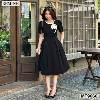 Đầm thiết kế cổ tròn viền ren đính nơ hoa dáng xếp ly BEMINE  MT9060