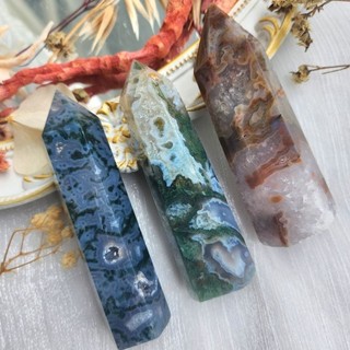 trụ đá mã não rêu moss agate
