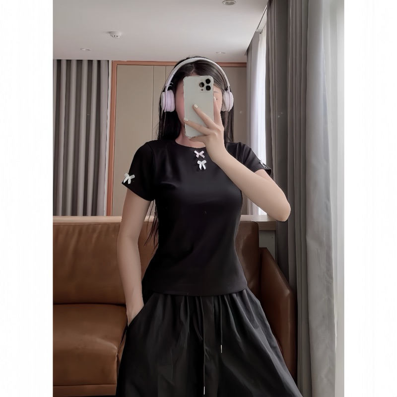 Sét Bộ Hottrend Gồm Áo Thun Babytee 2 Nơ + Quần Suông Kaki 4 Sọc | BigBuy360 - bigbuy360.vn